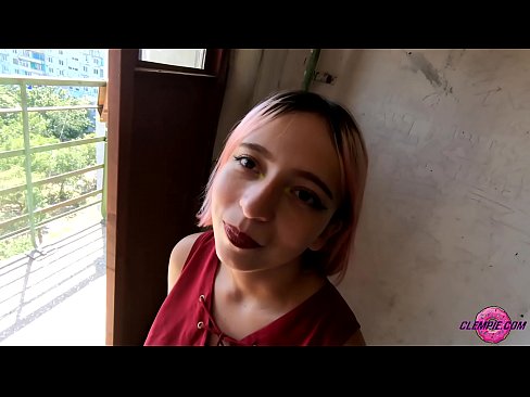 ❤️ Student Sensual xucla un desconegut a l'Outback - Cum a la cara ❌ Vídeo de merda  a nosaltres ️❤